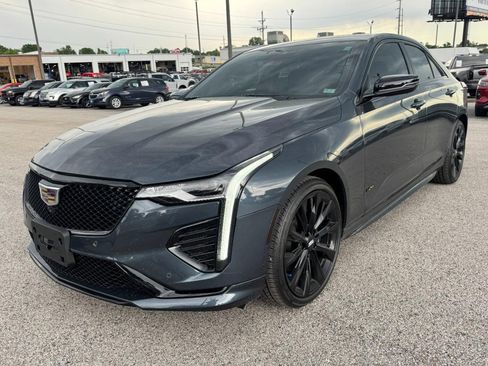 Used 2025 Cadillac CT4 V w/ Super Cruise Package AWD/4WD image 8