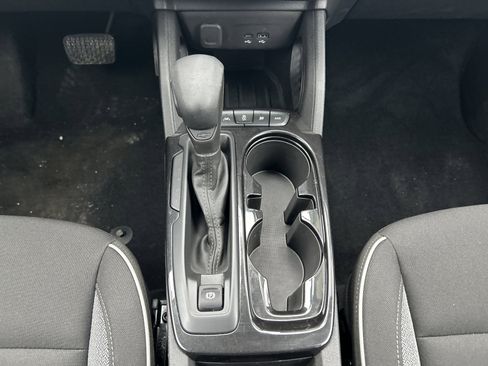 Used 2025 Chevrolet TrailBlazer LT w/ Driver Confidence Package image 21