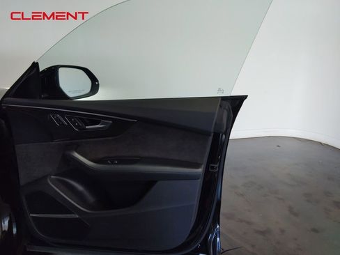 Used 2019 Audi Q8 Prestige image 36