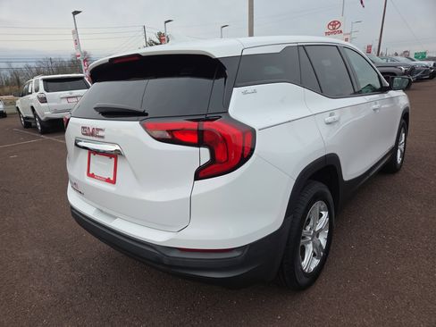 Used 2020 GMC Terrain SLE image 3