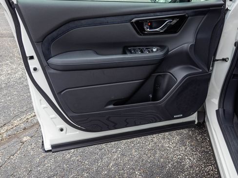 New 2026 Subaru Forester Limited AWD/4WD image 36