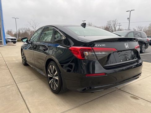 Used 2023 Honda Civic EX image 6