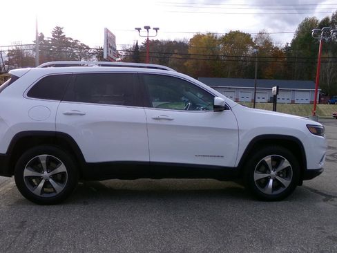 Used 2020 Jeep Cherokee Limited AWD/4WD image 14