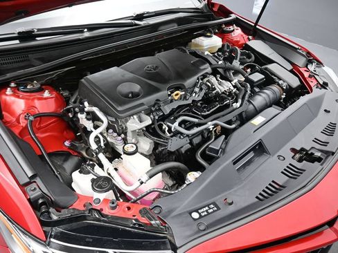 Used 2020 Toyota Camry SE w/ Sunroof Package FWD image 48