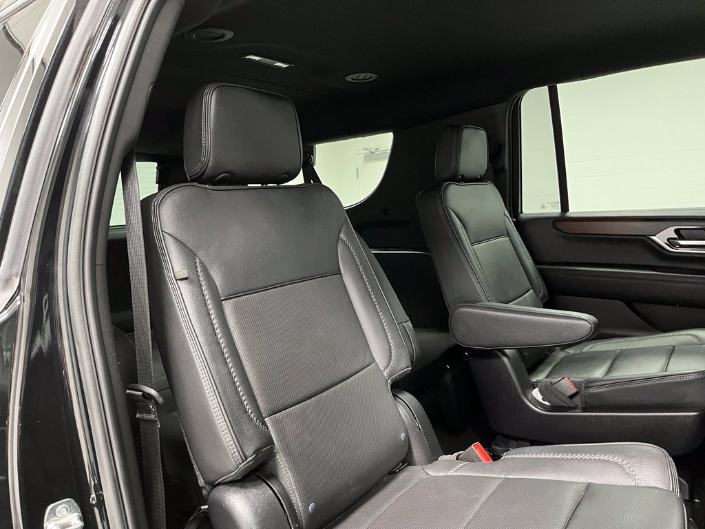 Used 2025 GMC Yukon XL Denali AWD/4WD image 51