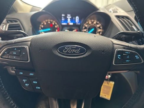 Used 2018 Ford Escape SEL FWD image 10