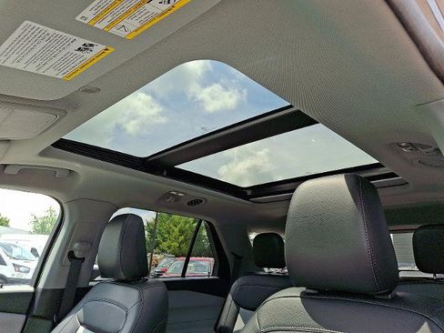 Certified 2023 Ford Explorer XLT w/ Equipment Group 202A image 14