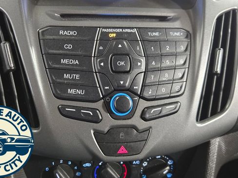 Used 2016 Ford Transit Connect XL image 16
