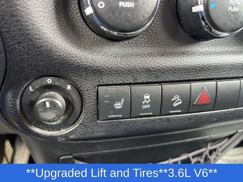 Used 2013 Jeep Wrangler Unlimited Sahara w/ Dual Top Group image 17