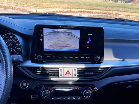 Certified 2023 Kia Forte GT-Line w/ GT-Line Premium Package image 23