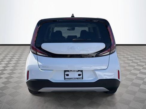 Used 2025 Kia Soul S FWD image 6