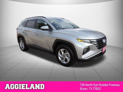 Used 2024 Hyundai Tucson SEL AWD/4WD image 3