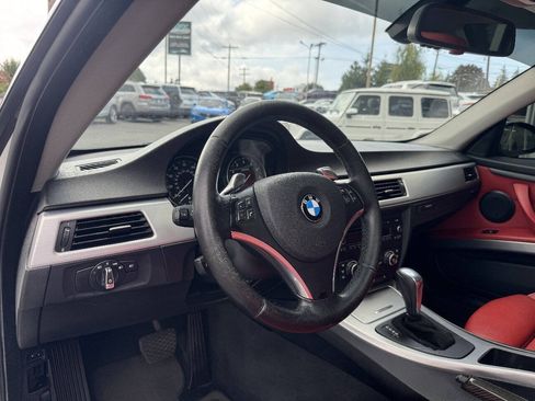 Used 2009 BMW 335i xDrive Coupe AWD/4WD image 23