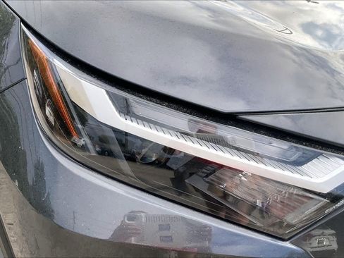 Used 2025 Toyota RAV4 LE AWD/4WD image 24