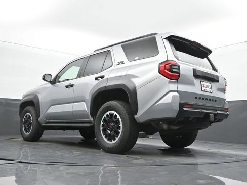 Used 2025 Toyota 4Runner TRD Off-Road AWD/4WD image 48