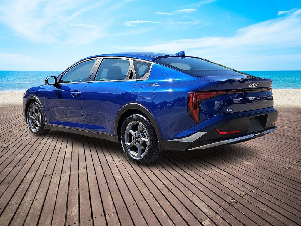 Used 2025 Kia K4 FWD image 6
