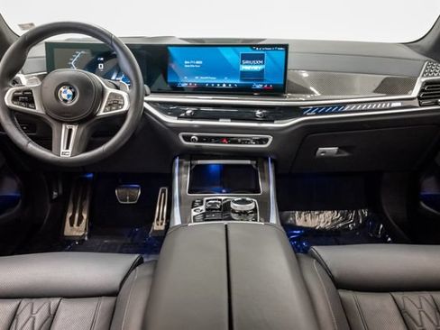 Used 2025 BMW X5 M60i AWD/4WD image 33