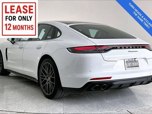 Used 2022 Porsche Panamera Platinum Edition RWD image 15