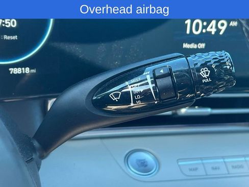 Used 2023 Hyundai Elantra Limited image 26