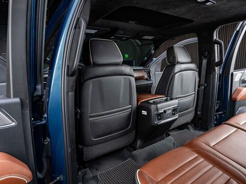 Used 2025 GMC Sierra 2500 Denali Ultimate w/ Max Trailering Package image 34