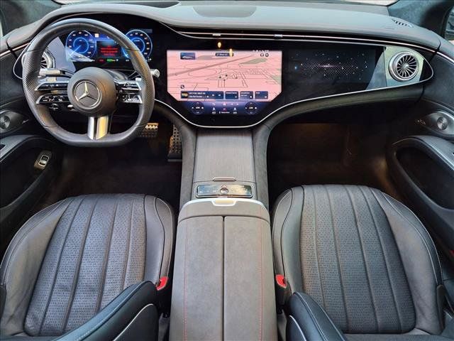 Used 2022 Mercedes-Benz EQS 580 4MATIC Sedan image 16