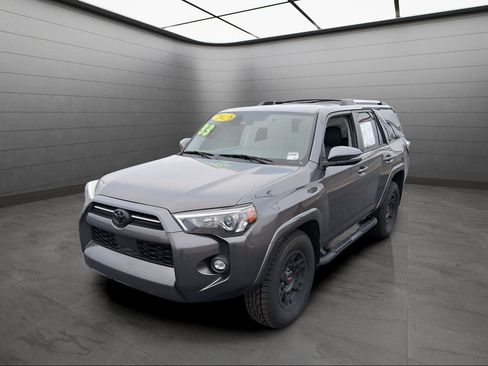 Used 2022 Toyota 4Runner SR5 Premium w/ Moonroof Package image 1