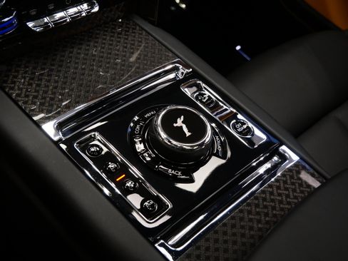Used 2023 Rolls-Royce Cullinan Black Badge w/ Driver's Package AWD/4WD image 34
