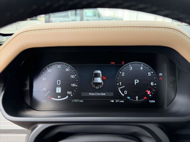 Used 2026 Land Rover Defender 110 X-Dynamic SE AWD/4WD image 28