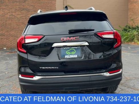 Certified 2024 GMC Terrain SLT image 7