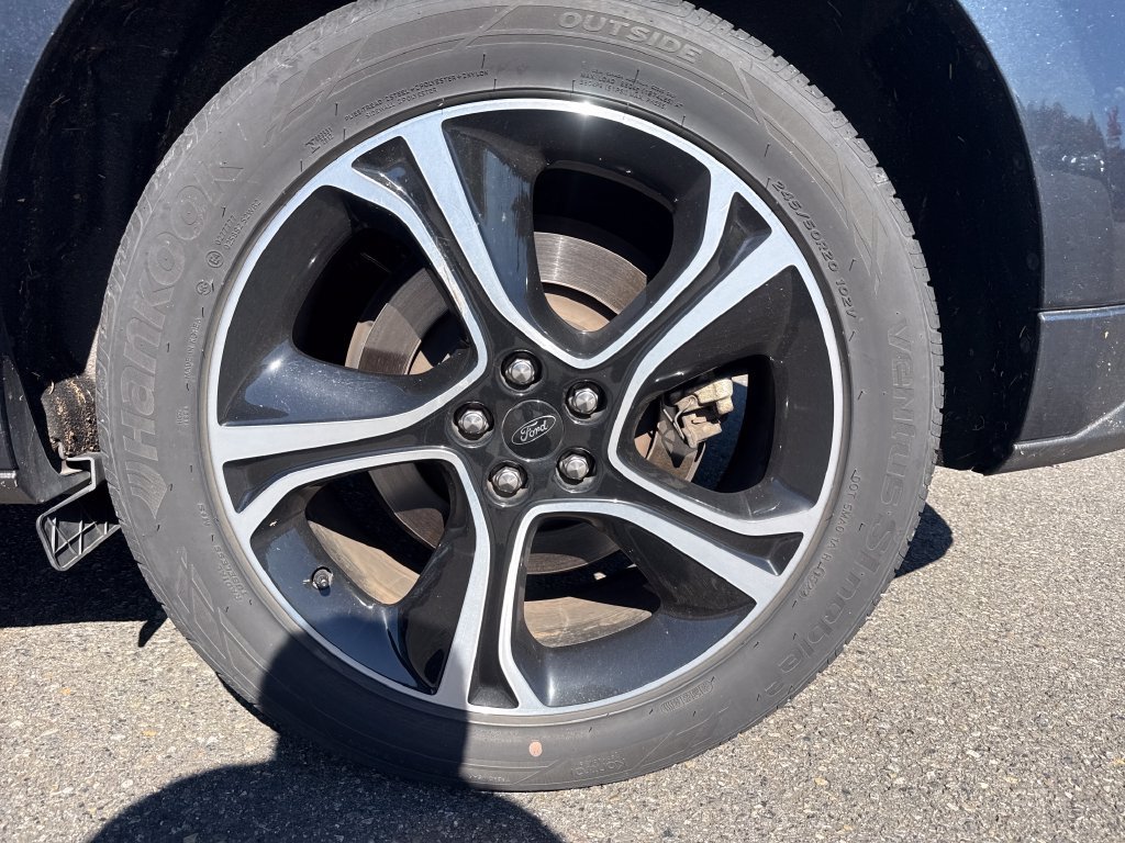 Used 2022 Ford Edge ST AWD/4WD image 13