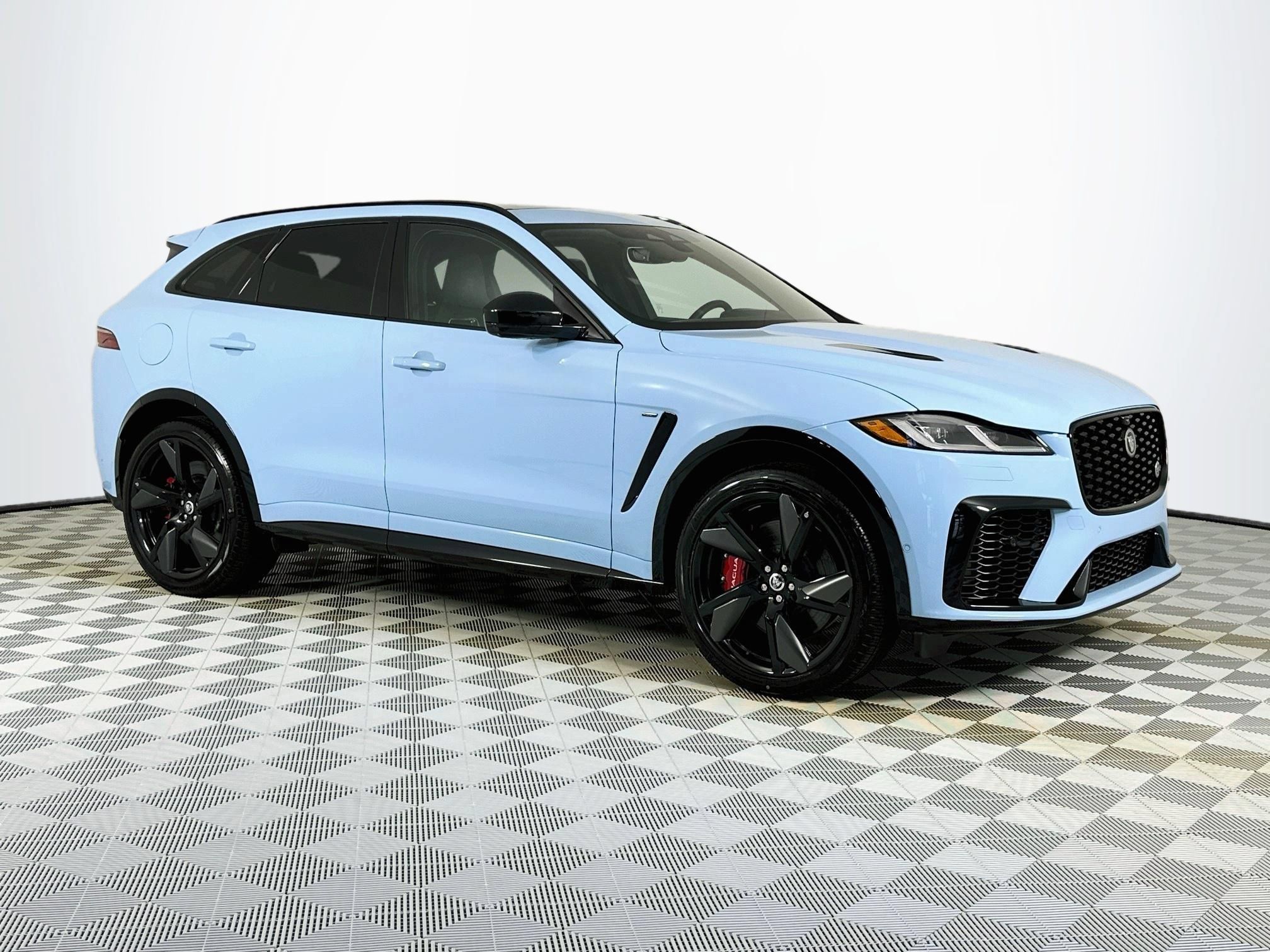 New 2026 Jaguar F-PACE SVR AWD/4WD image 3