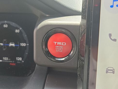 Used 2025 Toyota Tacoma TRD Sport RWD image 29