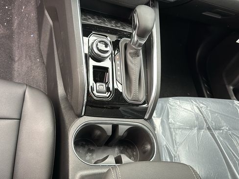 New 2026 GMC Canyon Elevation w/ Convenience Package image 17