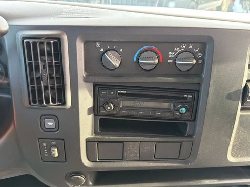 Used 2004 Chevrolet Express 3500 w/ School Bus Package image 19