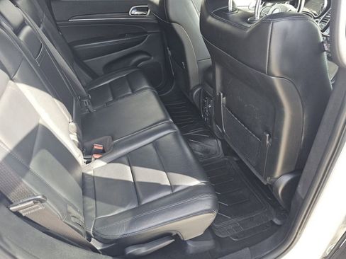 Used 2019 Jeep Grand Cherokee Limited AWD/4WD image 5