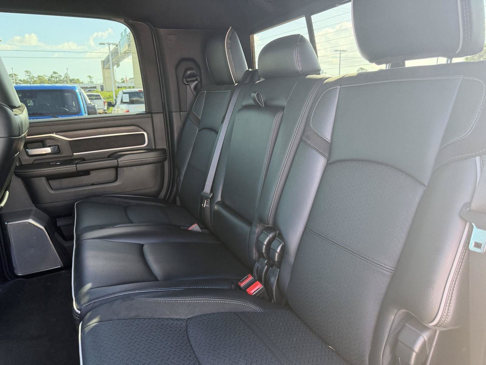 Used 2026 RAM 2500 Laramie AWD/4WD image 10