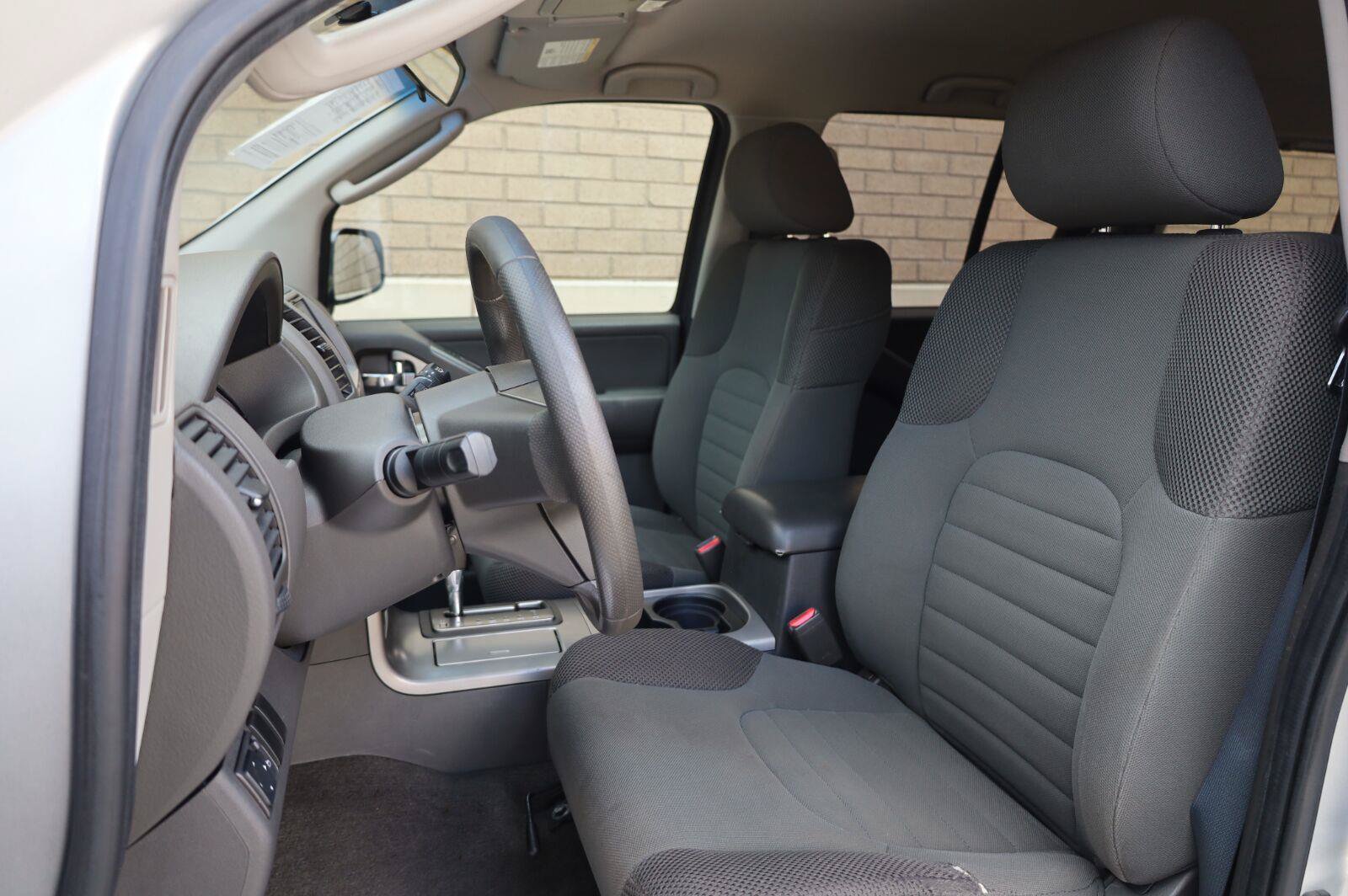Used 2008 Nissan Pathfinder S AWD/4WD image 18