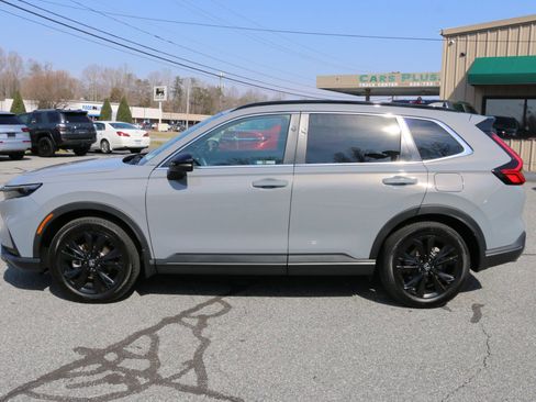 Used 2024 Honda CR-V Sport Touring image 2
