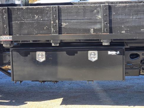 Used 2021 Ford F550 4x4 Regular Cab Super Duty image 22