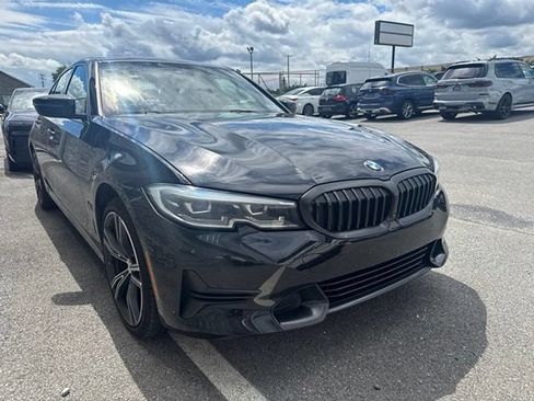 Used 2021 BMW 330i xDrive Sedan w/ Premium Package AWD/4WD image 4