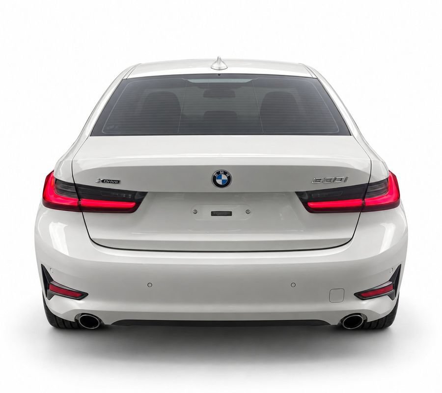 Used 2020 BMW 330i xDrive Sedan AWD/4WD image 3