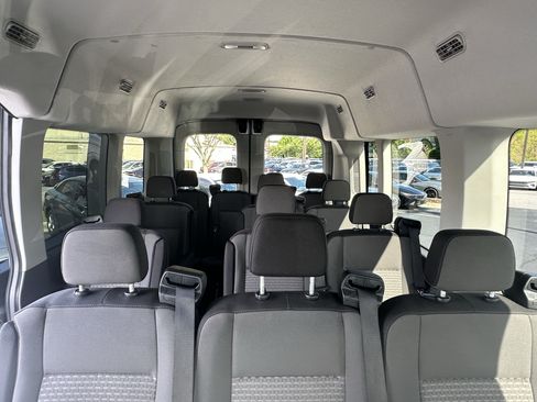 Used 2022 Ford Transit 350 XLT RWD image 16