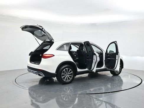 Used 2024 Mercedes-Benz GLC 300 image 50
