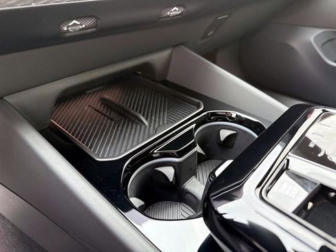 Certified 2025 BMW 530i xDrive 530i xDrive w/ M Sport Package image 30