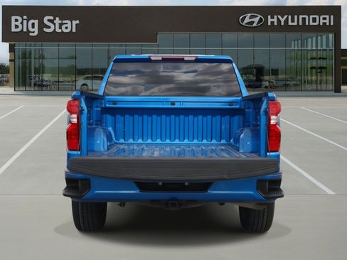 Used 2023 Chevrolet Silverado 1500 Custom image 8