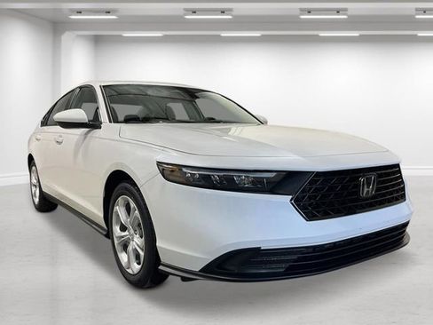 New 2026 Honda Accord LX image 9