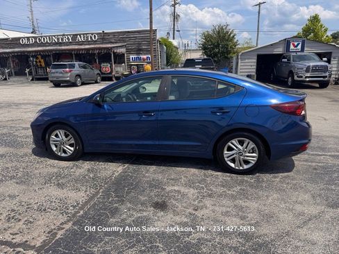 Used 2019 Hyundai Elantra SEL FWD image 1