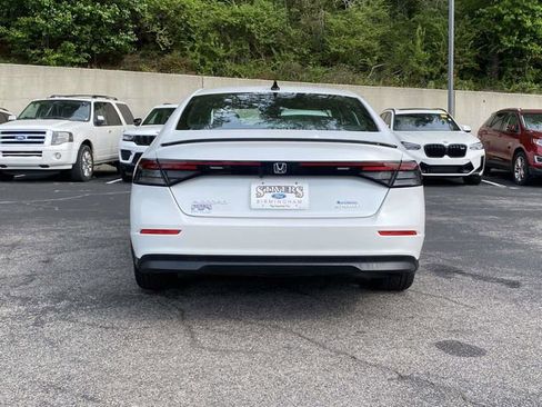 Used 2023 Honda Accord Sport image 5