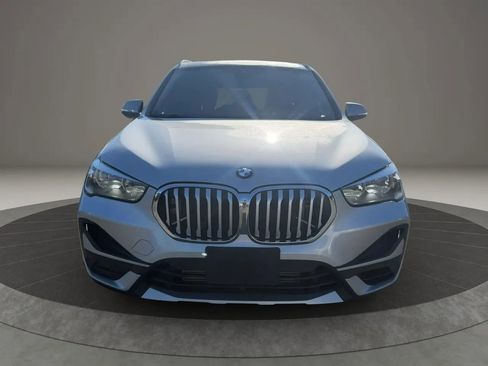 Used 2021 BMW X1 xDrive28i w/ Convenience Package AWD/4WD image 2