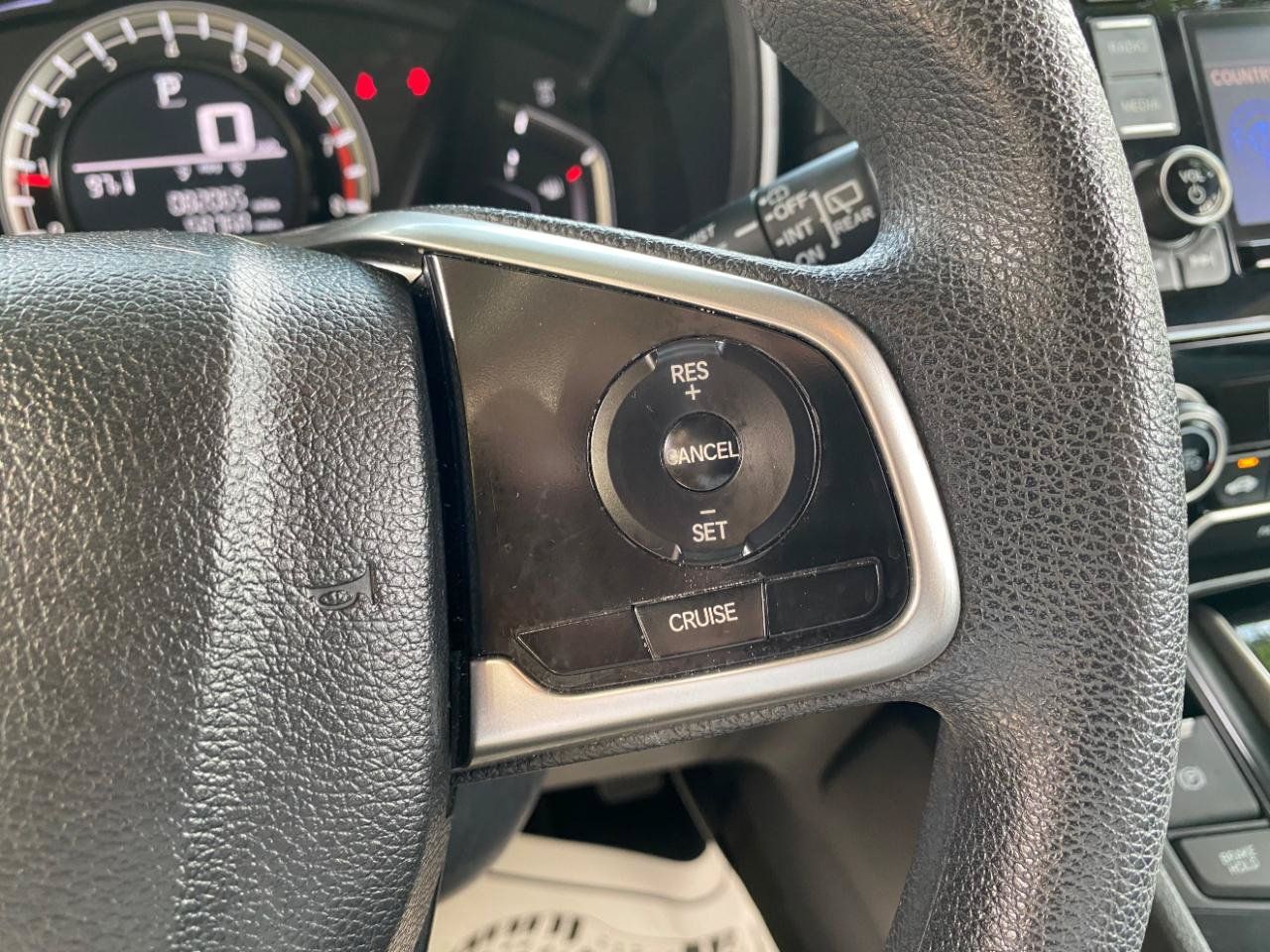 Used 2018 Honda CR-V LX image 60